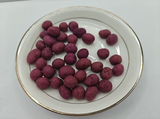 Krullerige paarse zoete aardappelen