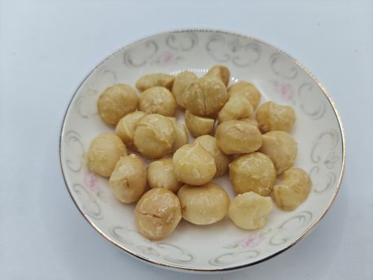 Geroosterde macadamia noten