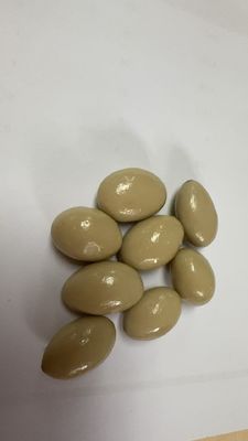 Met chocolade omhulde noten (amandelen) & Met yoghurtchocolade omhulde noten (amandelen)