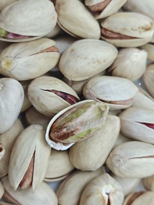 Roasted and Salt Pistachio in Shell