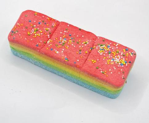 Marshmallow Droomtaart Regenboog Krullen – Extra Zacht, Super Luchtig & 100% Suikerroes Geluk