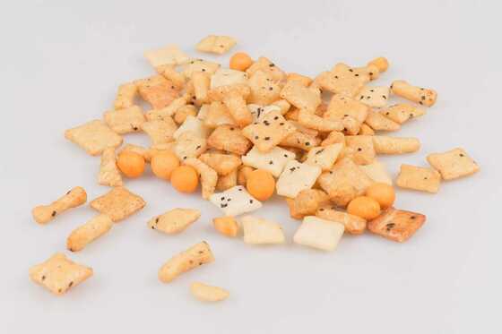 BRC-gecertificeerde Rijstcrackersmix met Chilismak en Pinda's - Munchines Snack