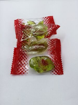 Sojabonensnacks met een laag suikergehalte van echt vruchtensap en gummiesnacks in verschillende vormen