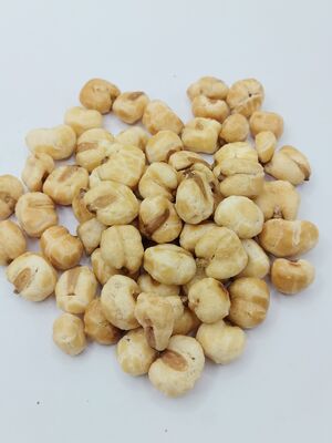 Gezouten gebakken maïs snacks met natuurlijke maïs smaak, schelpvrij en licht en veelzijdig voor alle gelegenheden
