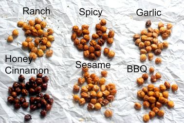 Laag - de calorie roosterde het Gezouten Met een laag bedekte Kosjer Overgegaane Voedsel van de Kekersvoeding Sriracha