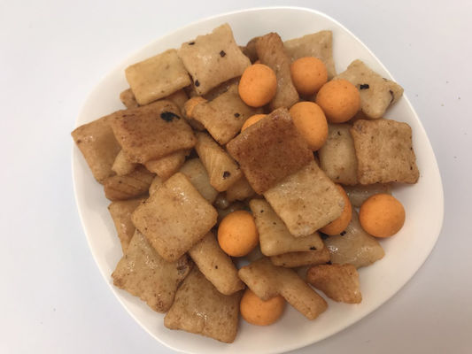 Van de de Snackmengeling van het Spaanse pepersaroma het Gezonde van de Rijstcrackers Met een laag bedekte Pinda's Voedsel van de de Mengelingsrcm5a Snack