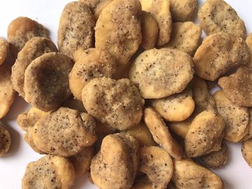 De gebraden Graanbloem bedekte Droge Aangepaste het Aroma Knapperige Smaak met een laag van Spleet Tuinbonen