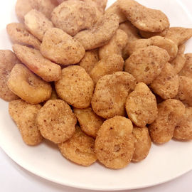De smakelijke Met een laag bedekte Gebraden Snack van Spaanders Tuinbonen met Sriracha-Aroma